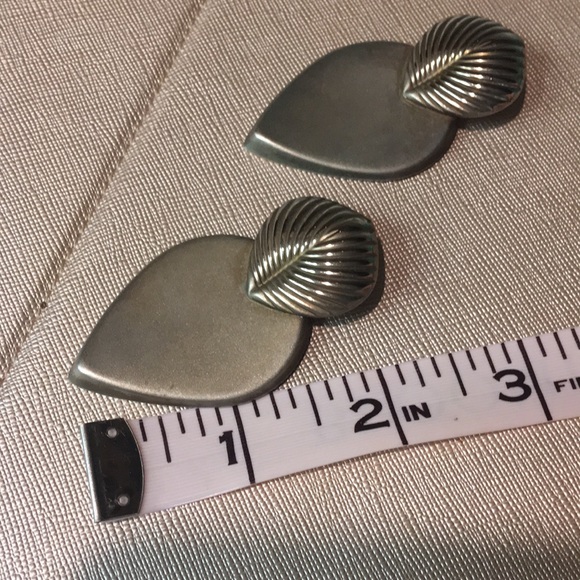 TEARDROP FLUTED ‘SILVERY/ROSEGOLD’ EARRINGS - Picture 2 of 6